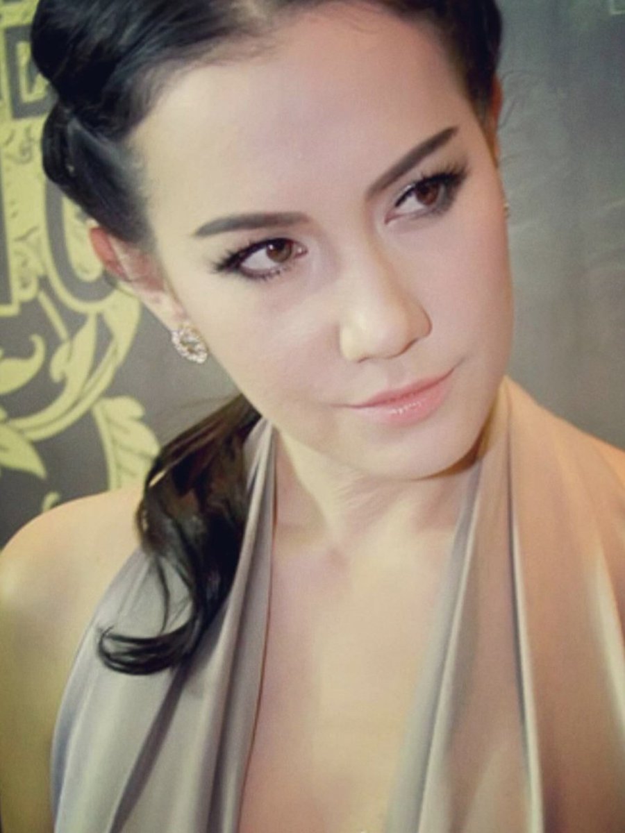 กษัตริย์ดาวเสาร์ tweet media