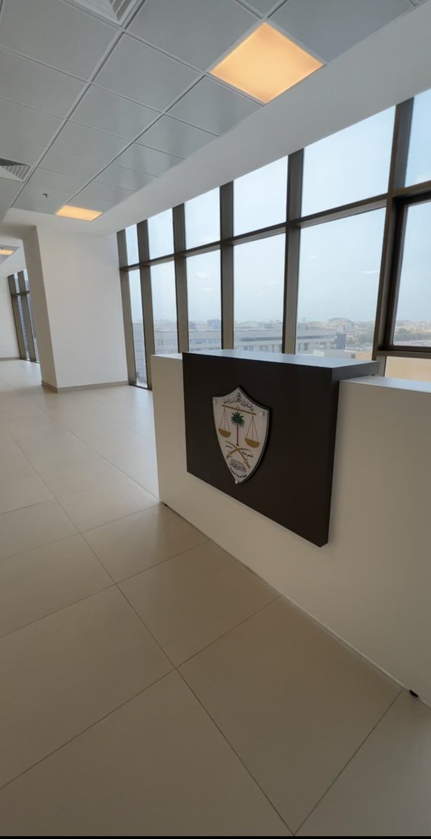 أتممت يوم امس بحمد الله فترة تدريبي التعاوني في محكمة الاستئناف بديوان المظالم.
أشكر القائمين على هذا البرنامج الرائع على ما قدموه لي من دعم وإرشاد طوال فترة التدريب، مما أضاف لي الكثير من الخبرة والمعرفة العملية في مجال القضاء الإداري❤️

#ديوان_المظالم 
#جامعة_الملك_عبدالعزيز