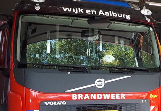 Grote brand in schuur aan Ambachtstraat