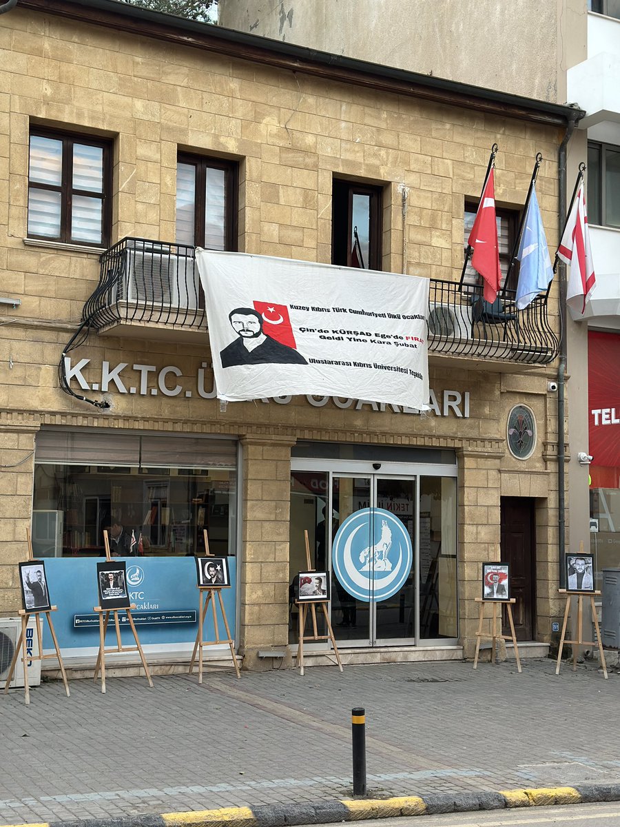 KKTC Ülkü Ocakları olarak ülkücü şehidimiz Fırat Yılmaz ÇAKIROĞLU’ nun şehadetinin yıl dönümünde kutlu dergahımızın önünde sergi açılışı gerçekleştirdik.  #FıratYılmazÇakıroglu
<a href="/ayyildirim1/">Ahmet Yiğit Yıldırım</a> <a href="/fatiharici61/">Fatih Arıcı 🇹🇷🇦🇿</a>
