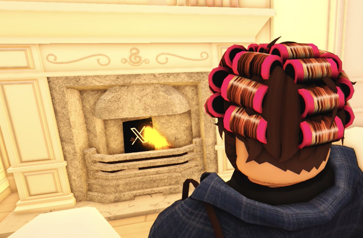 I like the fireplace in the new prebuilt 🔥