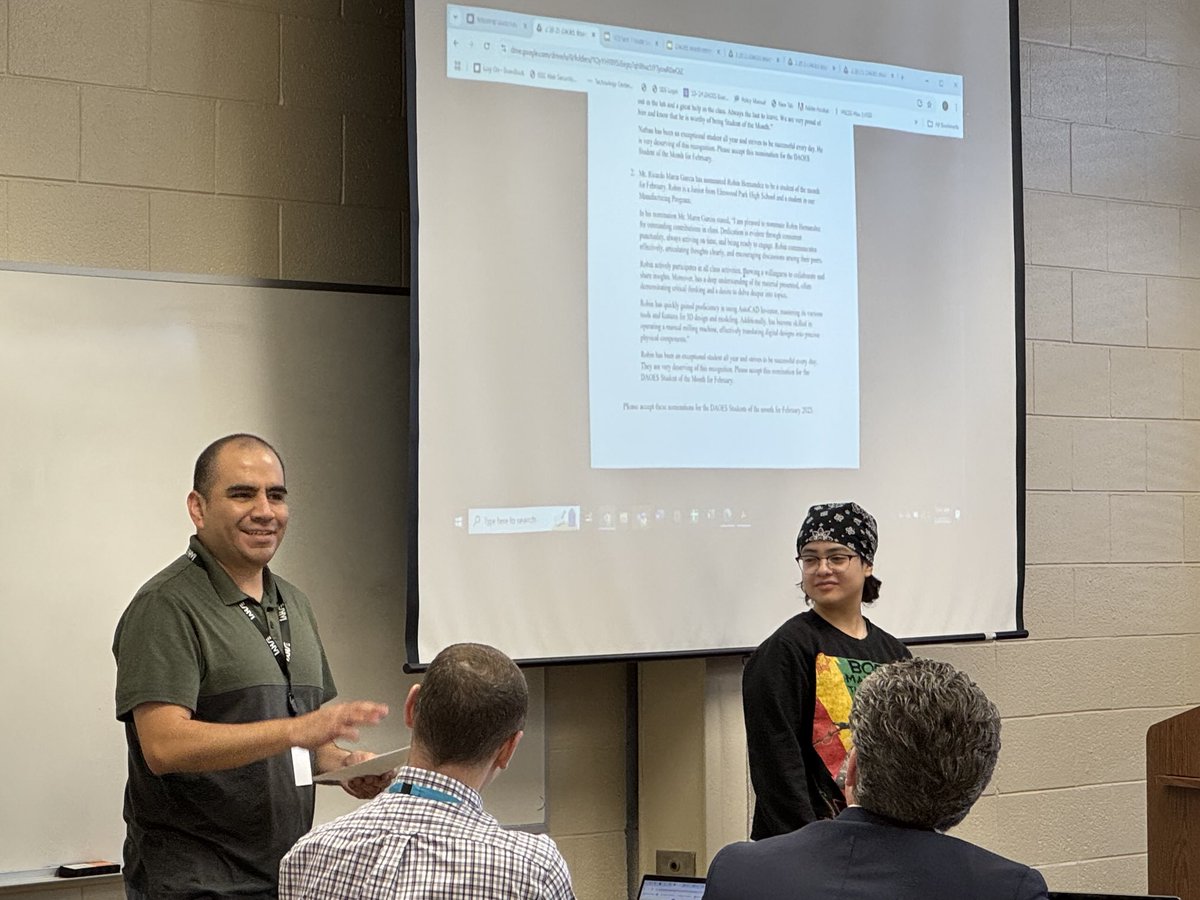 RicoBrode's tweet photo. Robin Hernandez (11) is being honored at The Technology Center of DuPage today as their Student of the Month in the Manufacturing program! So proud! 🐯 🖤💛 #RaisetheBar #EPPride https://t.co/F0uiw96ZvE