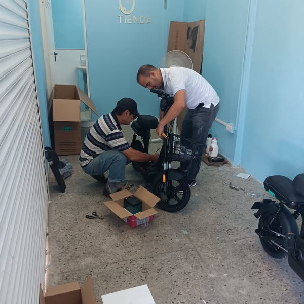 Hoy fue un día de éxitos para nuestra empresa📷!!!
Ya están listas las #bicicletaselectricas suministradas por #Haier para la entrega en nuestro almacén.
Válido destacar la participación de nuestros #trabajadores en el cumplimiento de esta tarea, la unión hace la fuerza