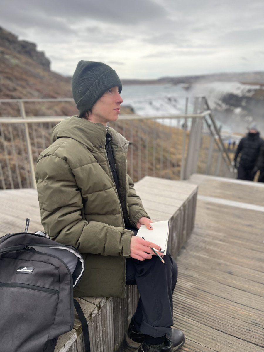 Hele’s Iceland tweet media