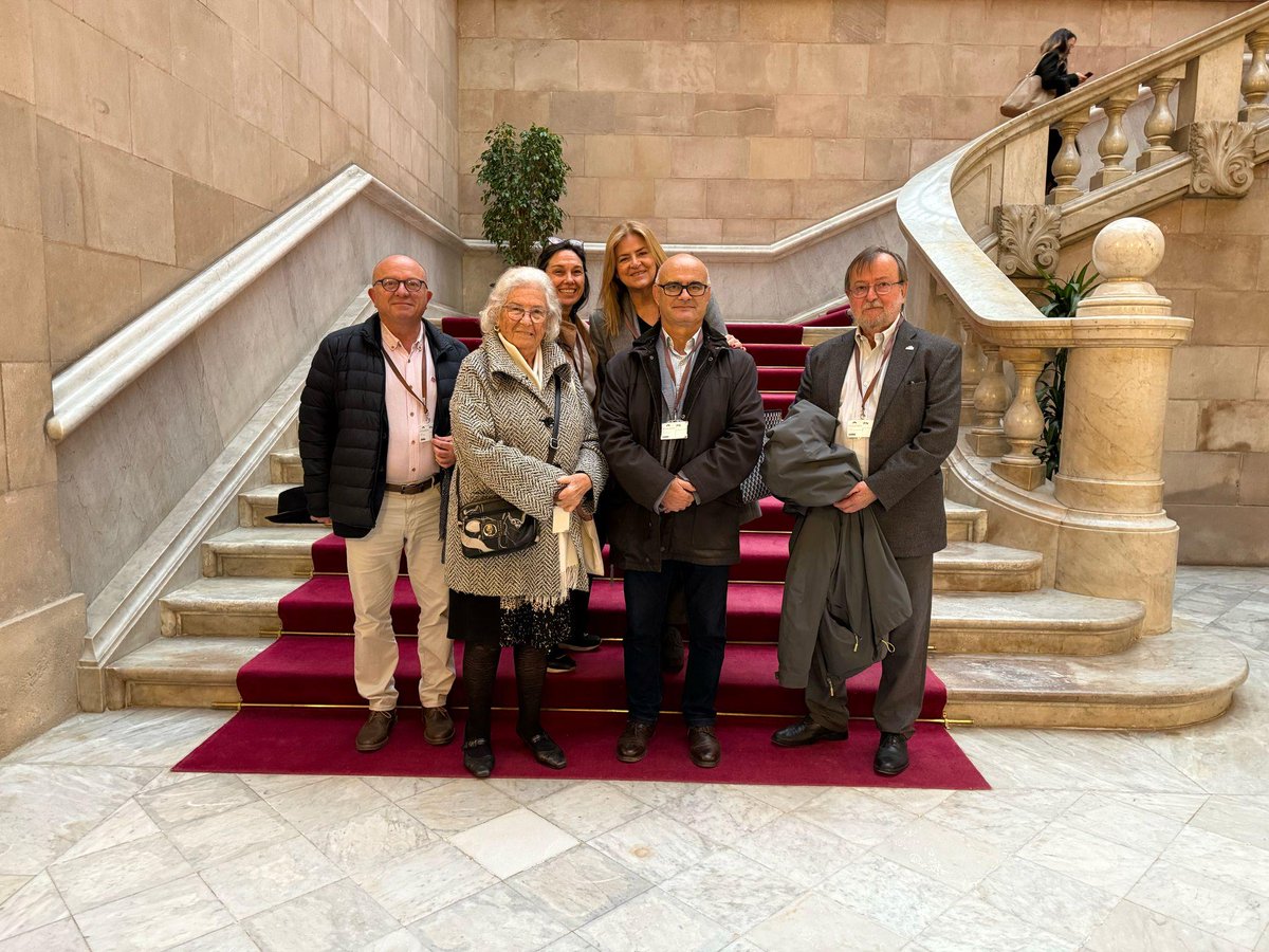 Federació Catalana d'Entitats contra el Càncer (@fececfederacio) on Twitter photo 🗣️ Una representació de la FECEC ha comparegut aquest matí a la sessió ordinària de la Comissió de Salut del <a href="/parlamentcat/">Parlament de Catalunya</a> per presentar les dades del 1r Baròmetre Càncer i Treball a Espanya.
🔗 cutt.ly/Irw0JqPg
#cànceritreball #desprésdelcàncer 🗣️ Una representació de la FECEC ha comparegut aquest matí a la sessió ordinària de la Comissió de Salut del <a href="/parlamentcat/">Parlament de Catalunya</a> per presentar les dades del 1r Baròmetre Càncer i Treball a Espanya.
🔗 cutt.ly/Irw0JqPg
#cànceritreball #desprésdelcàncer
