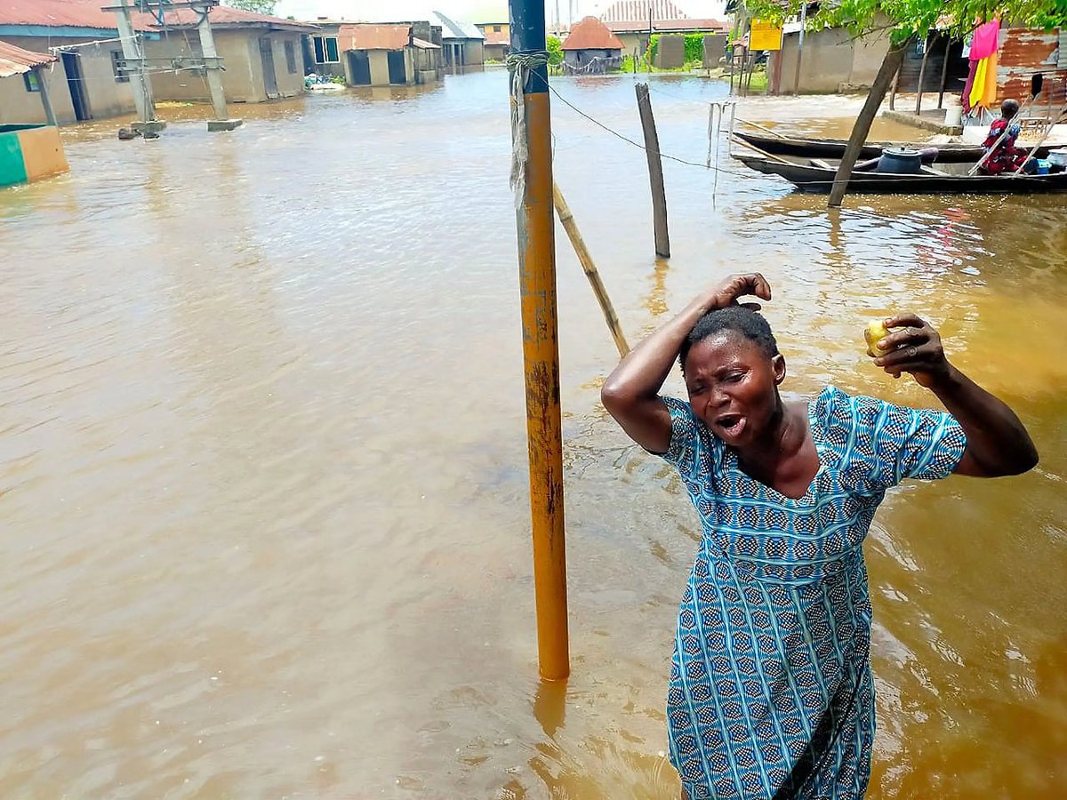 Weatherhead Center for International Affairs (@harvardwcfia) on Twitter photo The 2022 flood in Nigeria was devastating—killing >600, displacing >1.4M people. New research by <a href="/DanielAgbiboa/">Daniel Agbiboa</a> reveals the human suffering in the wake of the flood and ties it to the logic of disaster as political instrument in Nigeria. loom.ly/vRYp9Kw
📸: NEMA via AP The 2022 flood in Nigeria was devastating—killing >600, displacing >1.4M people. New research by <a href="/DanielAgbiboa/">Daniel Agbiboa</a> reveals the human suffering in the wake of the flood and ties it to the logic of disaster as political instrument in Nigeria. loom.ly/vRYp9Kw
📸: NEMA via AP