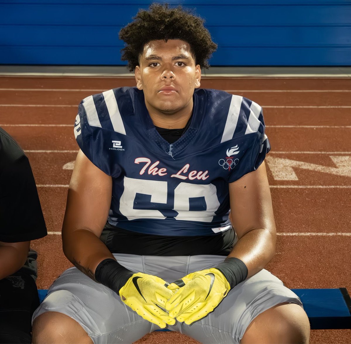 DJ Campbell (@dj_campbell26) on Twitter photo Centennial HS 2027 Spotlight
Randle Pollard <a href="/randlepollard1/">RANDLE POLLARD (3⭐️ IOL)</a>
Height: 6’4
Weight: 290lbs
GPA: 3.0
Offers: Colorado State, Arizona, San Jose State
Film: hudl.com/video/3/229519…
Physical IOL!! Great feet and shows athletic ability when pulling in Gap Schemes or wide zone. Major FBS Centennial HS 2027 Spotlight
Randle Pollard <a href="/randlepollard1/">RANDLE POLLARD (3⭐️ IOL)</a>
Height: 6’4
Weight: 290lbs
GPA: 3.0
Offers: Colorado State, Arizona, San Jose State
Film: hudl.com/video/3/229519…
Physical IOL!! Great feet and shows athletic ability when pulling in Gap Schemes or wide zone. Major FBS