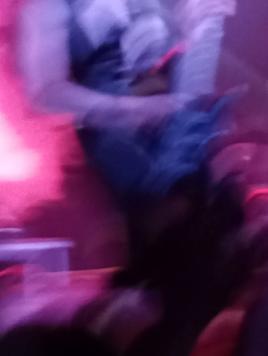 i had ONE job (take a good pic of lonny) and...