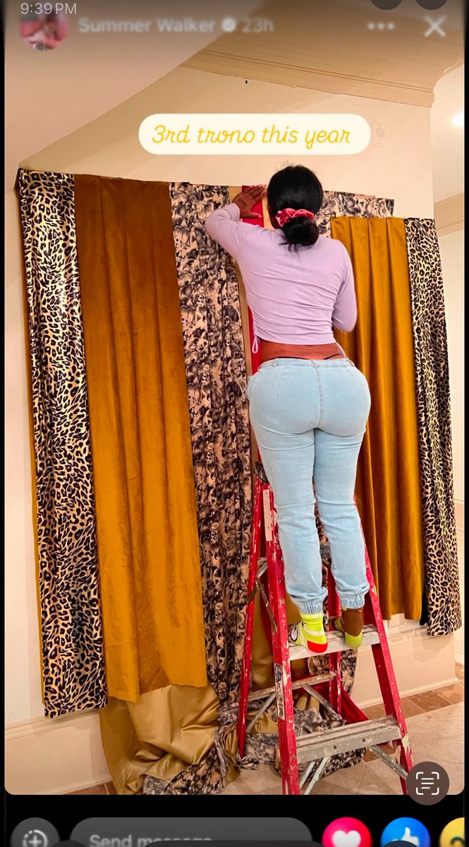 SikiraT's tweet image. :( #SocialProblems #SelfLove