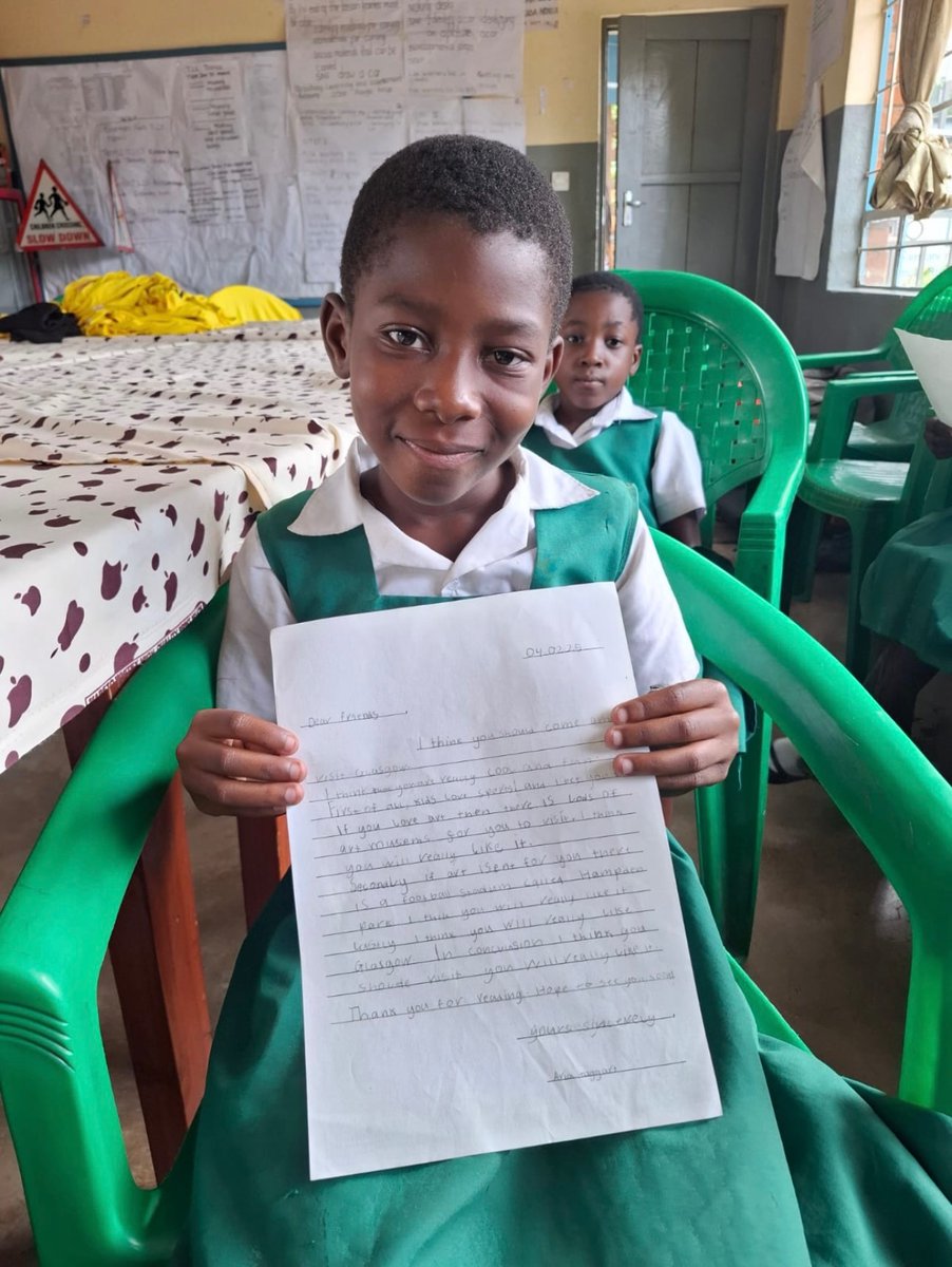 Miss Currie (@misscurrie_22) on Twitter photo Primary 4/3 were focusing on Persuasive writing and decided to write letters to persuade their friends in Malawi to come and visit Glasgow. The children in Malawi were very excited to read their letters and want them to come and visit Malawi 🇲🇼
<a href="/stbartholomews1/">St Bartholomew's PS</a> Primary 4/3 were focusing on Persuasive writing and decided to write letters to persuade their friends in Malawi to come and visit Glasgow. The children in Malawi were very excited to read their letters and want them to come and visit Malawi 🇲🇼
<a href="/stbartholomews1/">St Bartholomew's PS</a>