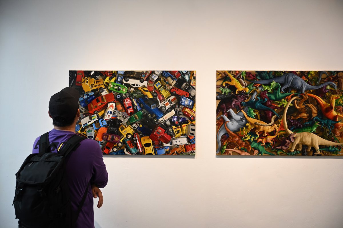 GaryArmer's tweet photo. 📸 Highlights from the opening reception of my solo exhibition in Taiwan.

In case you have missed my recent posts, Thomas VanDyke Gallery have collaborated with the fantastic Lei Xiang Gallery in Taipei to present my work in a solo show entitled "The Fleeting Nature of Time". https://t.co/x4NdC9mcxe