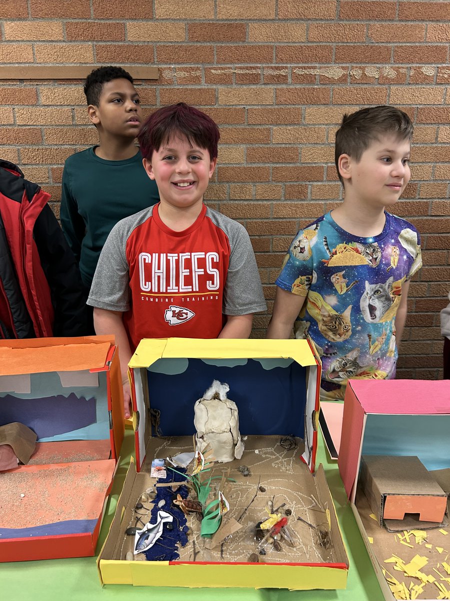 Last week, <a href="/QuestarIII/">Questar III BOCES</a> #BOCES students at George Washington School displayed their Indigenous Regions &amp; Cultures project! Students created dioramas to set the scene, spoke to other students about their research, &amp;enjoyed some snacks related to the project. Nice work! #QuestarIII
