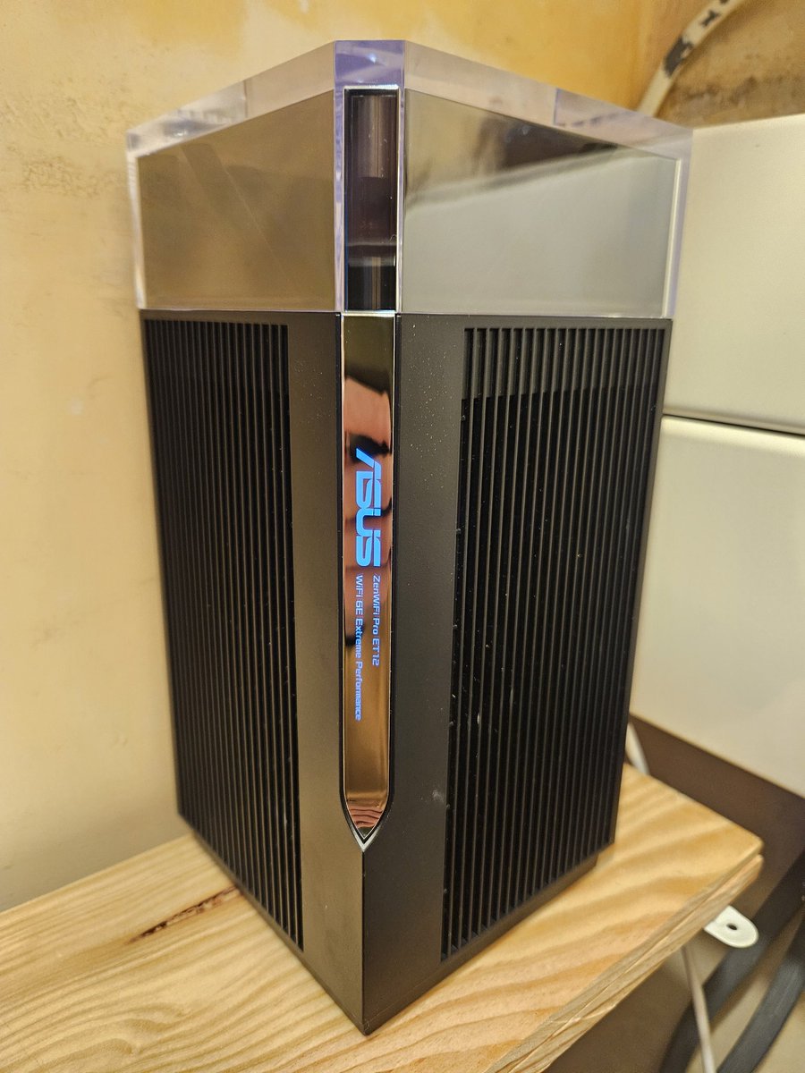 Today I moved to <a href="/youfibre/">YouFibre</a> for my Internet provider, the reasons are self explanatory, they're providing 2GB for the same price as I was getting 1GB (which I wasn't) and the price is fixed for the length of the contract. 😎💪

#Fibernet #Internet #youfibre #technology