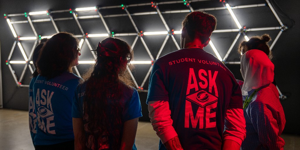 Are you dreaming of a future in computer graphics and technology? Make it a reality at #SIGGRAPH2025! As a Student Volunteer, you'll work behind the scenes, connect with experts, and gain career-changing experience. This is your launchpad to innovation — submit your application