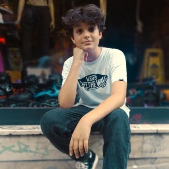 Av. Cemil Çiçek on X: "Bu çocuğun adı Mattia Ahmet Minguzzi. 14 yaşında. Kalbinden bıçaklanarak öldürüldü. Sokaklarda dev gibi büyüyen kötülüğün, güvensizliğin kurbanı oldu bir can parçası İstanbul'da bir hiç uğruna! Annesi