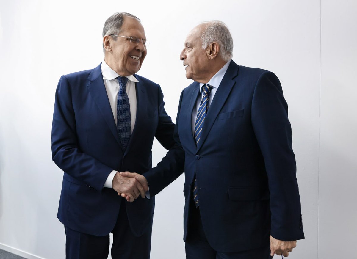 mfa_russia's tweet photo. 🇷🇺🇩🇿 Russian Foreign Minister Sergey #Lavrov and Minister of Foreign Affairs and the National Community Abroad of the People’s Democratic Republic of Algeria @AhmedAttaf_Dz held talks on the sidelines of the #G20 Ministerial 

📍 Johannesburg, February 20

#RussiaAlgeria https://t.co/ctFhwvDkGt