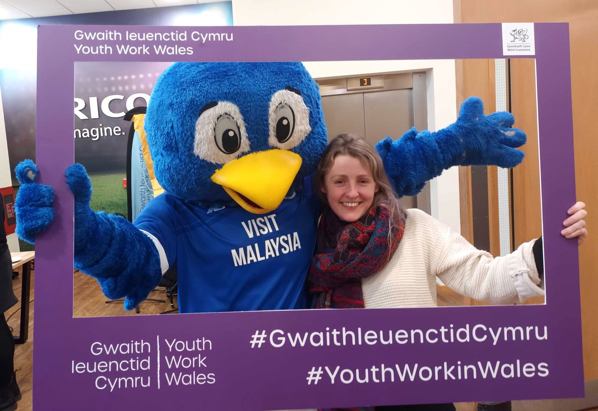 CodeClub's tweet photo. Our Community Manager, Sarah, was in Cardiff attending the #youthworkconference25 today.

She was so inspired by @SharonLovellUK speaking on the positive impact safe spaces have in our communities for young people's mental health. 

#CodeClubUK https://t.co/tuKqpOP9Et