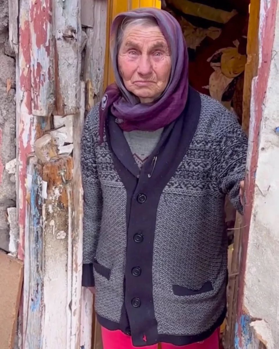 orhanaydin6's tweet photo. "Çiçek gibi insanların kalbini kırdınız,
umutlarını yok ettiniz,
bahçeleriniz bahar görmesin..."
82 yaşında bir insanı birlikte yaşadığı sokak canlarıyla beraber yaktınız.
Ey örgütlenmiş kötülük, döktüğün kanda yaktığın ateşte boğulacaksın.
#neclateyzeicinadalet https://t.co/o0A8wiehtk