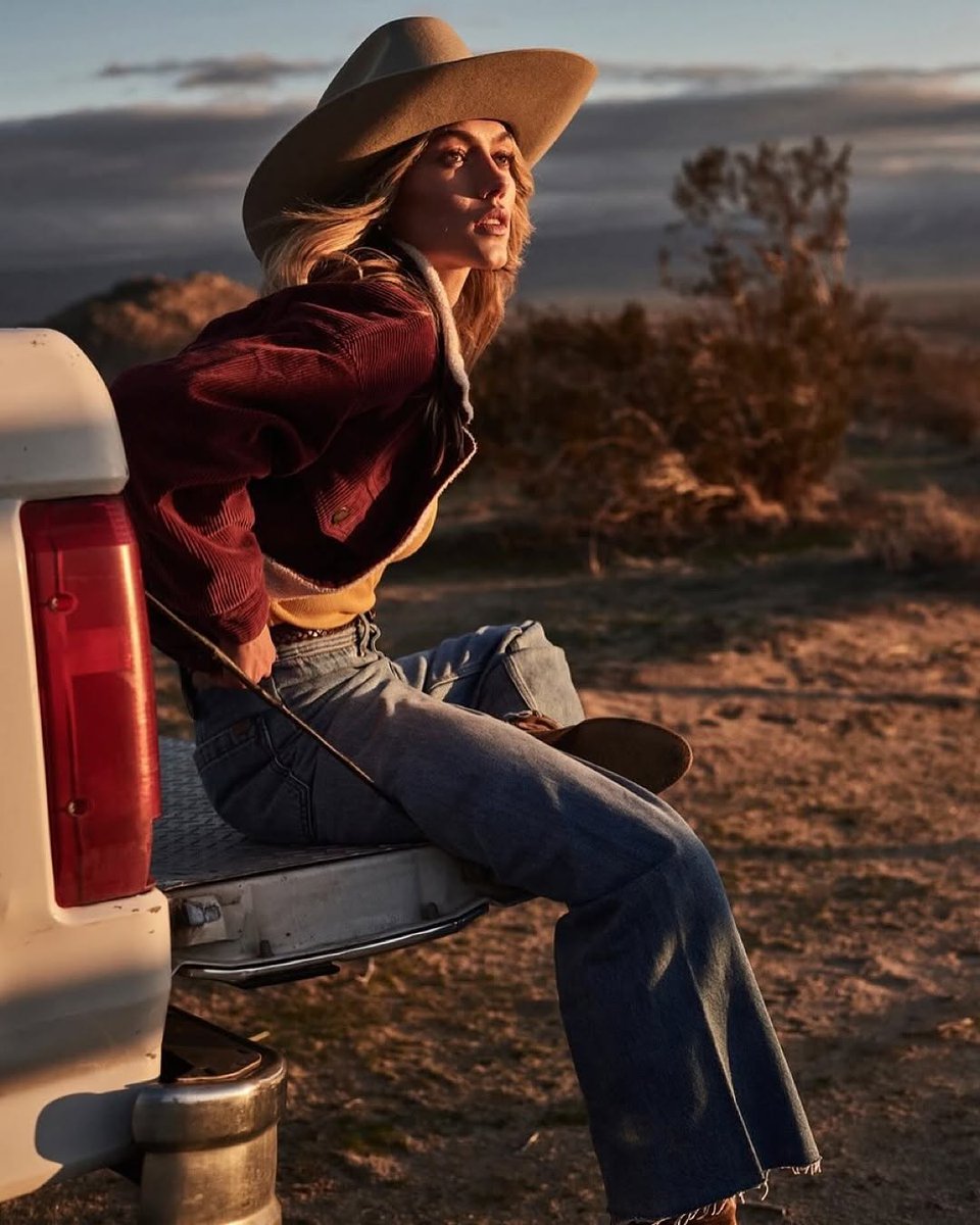 J'adore Models tweet media