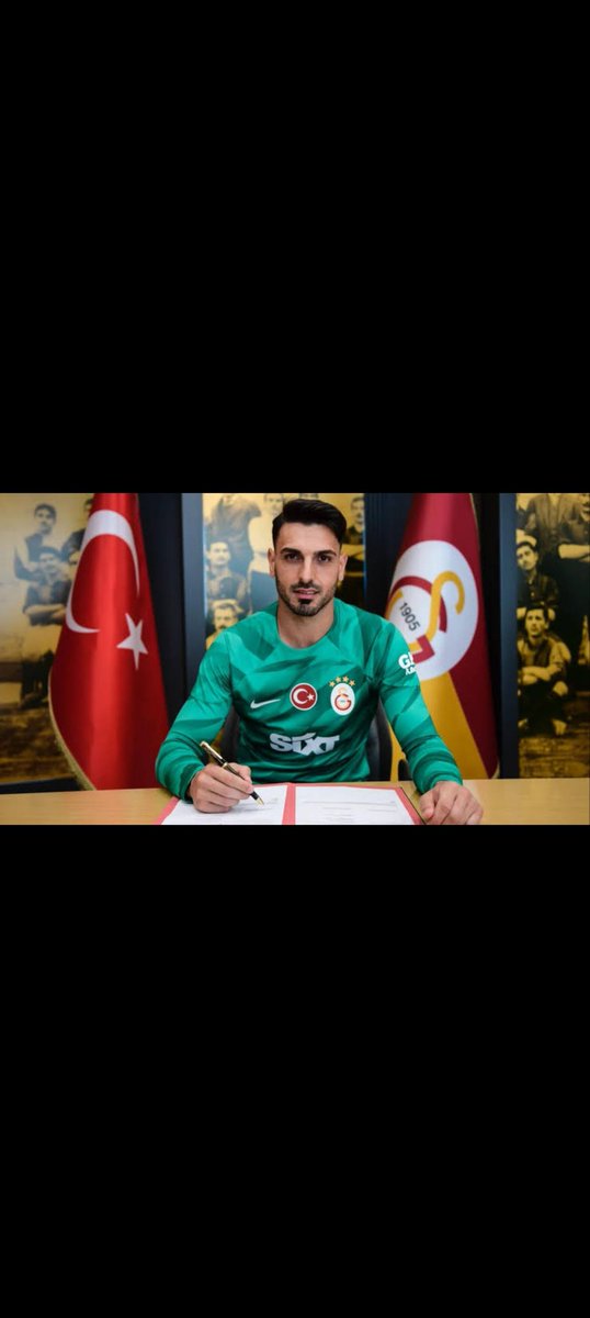 defneatilgann's tweet image. helal olsun sana ya, acilinden ödül falan verilmeli şu adama
#gsvsaz 
#GalatasaraySK