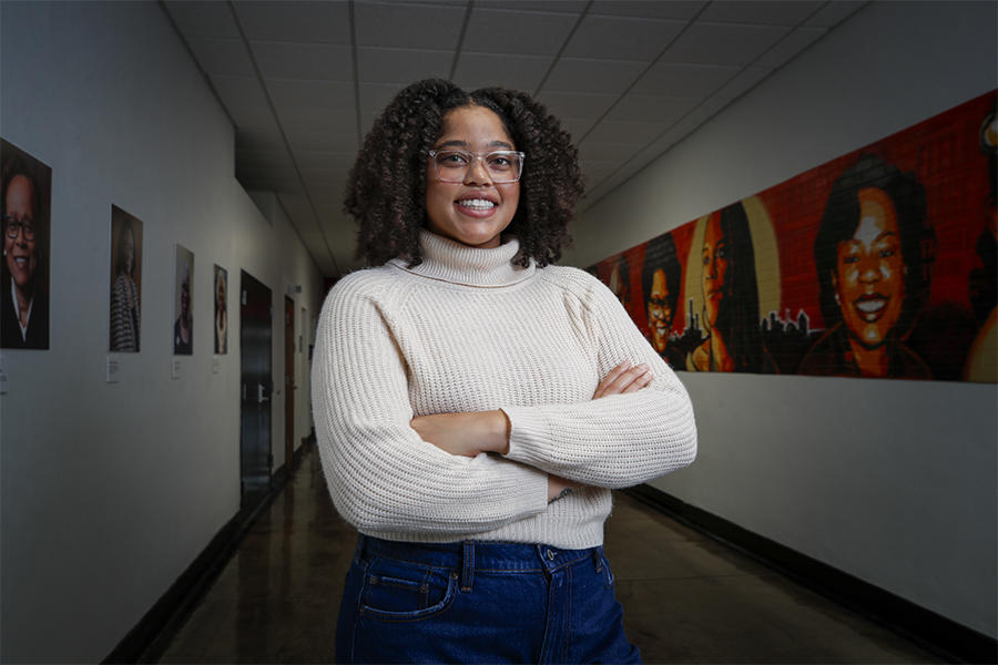diversityUMN's tweet photo. Dominique Earland is a student in the U of M's Medical Scientist Training Program. While at the U of M, she’s pursued a passion she’s had since a young age: making sure that the principles of human rights have a home in medicine and research. Read more: https://t.co/GX1oS0RBhi https://t.co/kznUN1aIJJ