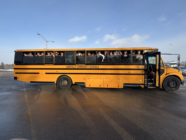 LkVlFalconPride's tweet photo. Sending our boys off to the State Tournament!!! Falcon Proud!! Bring it back to LakeVille!! https://t.co/8diS8WLRCd