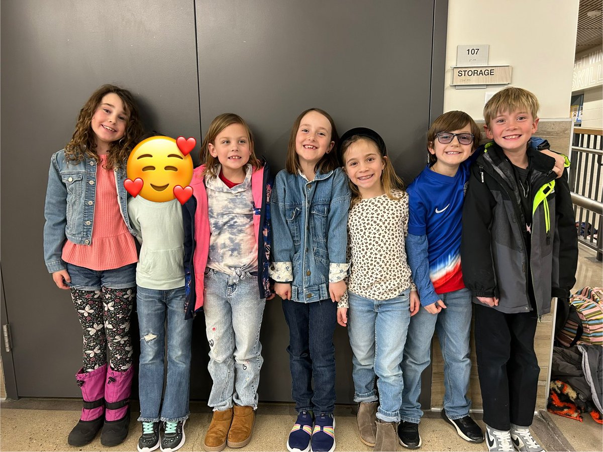 Chelsea Warner (@warner_wonders) on Twitter photo Kindness is in our genes! 💖👖 💖Having fun during the <a href="/HESHawksSVVSD/">Principal Ball</a> Kindness Spirit Week with denim day today. #SVVSDkindness #stvrainstorm Kindness is in our genes! 💖👖 💖Having fun during the <a href="/HESHawksSVVSD/">Principal Ball</a> Kindness Spirit Week with denim day today. #SVVSDkindness #stvrainstorm