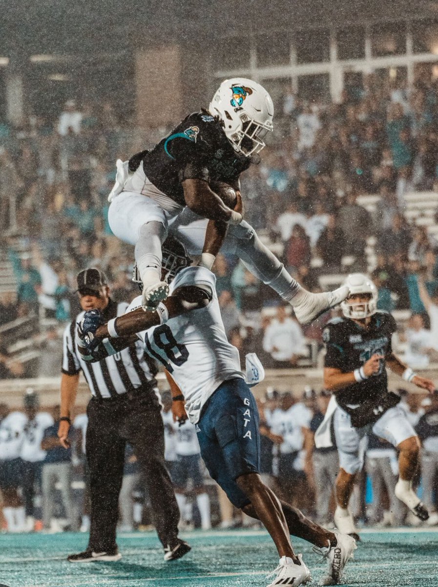Elijah Moss-Williams (@elijahmoss_8) on Twitter photo After a great conversation with Coach Carrier I am blessed to receive another offer from the University of Coastal Carolina I’d like to thank GOD, <a href="/dyrri_mccain/">Dyrri McCain</a> , <a href="/TyronCarrier/">Tyron Carrier</a> , <a href="/KyleWSteinhoff/">Kyle Steinhoff</a> , my family, teammates, and the entire Maury football staff After a great conversation with Coach Carrier I am blessed to receive another offer from the University of Coastal Carolina I’d like to thank GOD, <a href="/dyrri_mccain/">Dyrri McCain</a> , <a href="/TyronCarrier/">Tyron Carrier</a> , <a href="/KyleWSteinhoff/">Kyle Steinhoff</a> , my family, teammates, and the entire Maury football staff