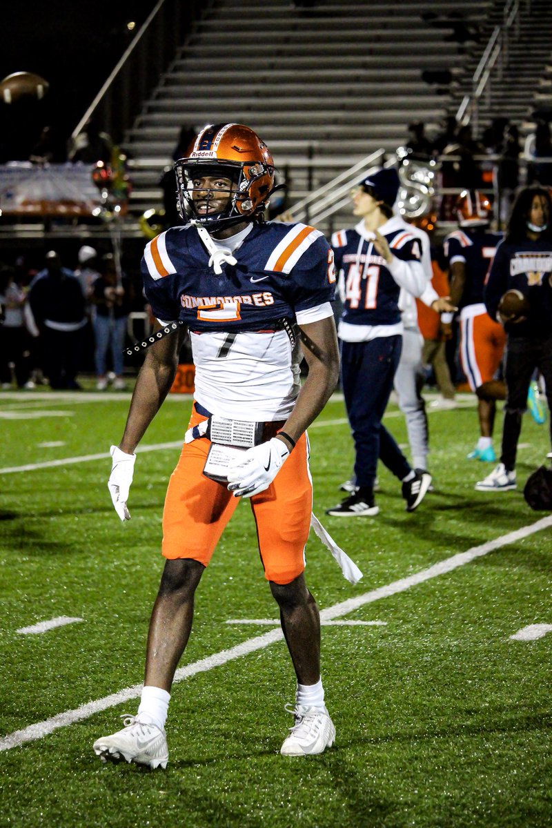 Elijah Moss-Williams (@elijahmoss_8) on Twitter photo After a great conversation with <a href="/CoachJjLaster/">Jay Jay Laster</a> and <a href="/CoachKlineAlex/">Alex Kline</a> I am blessed to to receive another offer from the University of Pittsburgh I’d like to thank GOD, my family, <a href="/dyrri_mccain/">Dyrri McCain</a>, teammates, and the entire Maury Football Staff After a great conversation with <a href="/CoachJjLaster/">Jay Jay Laster</a> and <a href="/CoachKlineAlex/">Alex Kline</a> I am blessed to to receive another offer from the University of Pittsburgh I’d like to thank GOD, my family, <a href="/dyrri_mccain/">Dyrri McCain</a>, teammates, and the entire Maury Football Staff