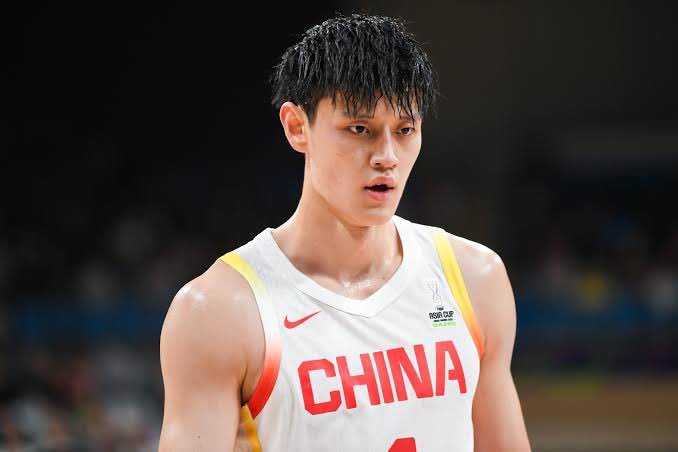 中国の8番の曾凡博、208センチの19歳ってなかなかの才能を感じたし