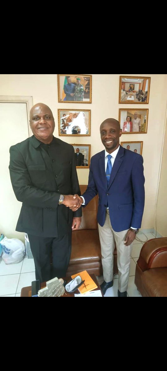 #Dans le cadre des activités caritatives et de Jeunesse#Le Le Président de L'Association des Jeunes des Neuf Provinces du Gabon, Silvere NZENGUE a été reçu en audience par le 1 Questeur du C.E.S.E, Bertrand ZIBI🇬🇦⛔