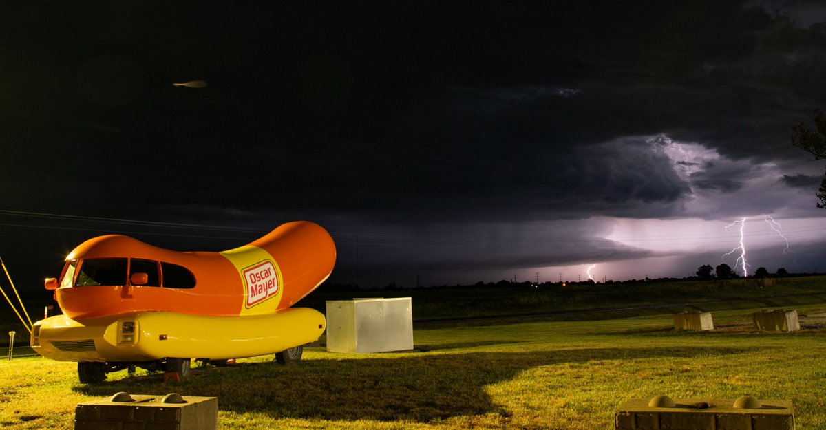 WhiteWeather_'s tweet photo. This photo will forever be the funniest storm photo I've ever taken https://t.co/0TfORPMxEM