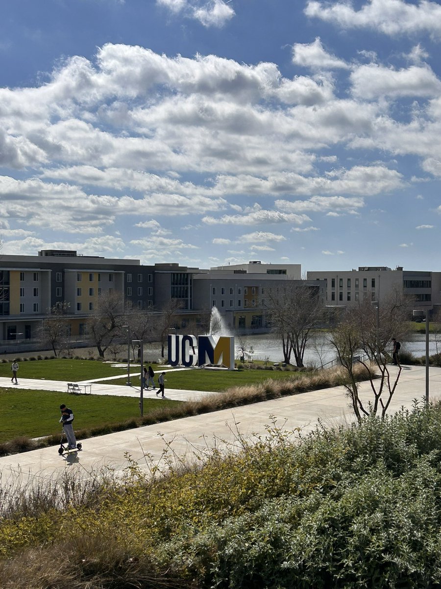 Sunnyside HS students and parents visiting UC Merced