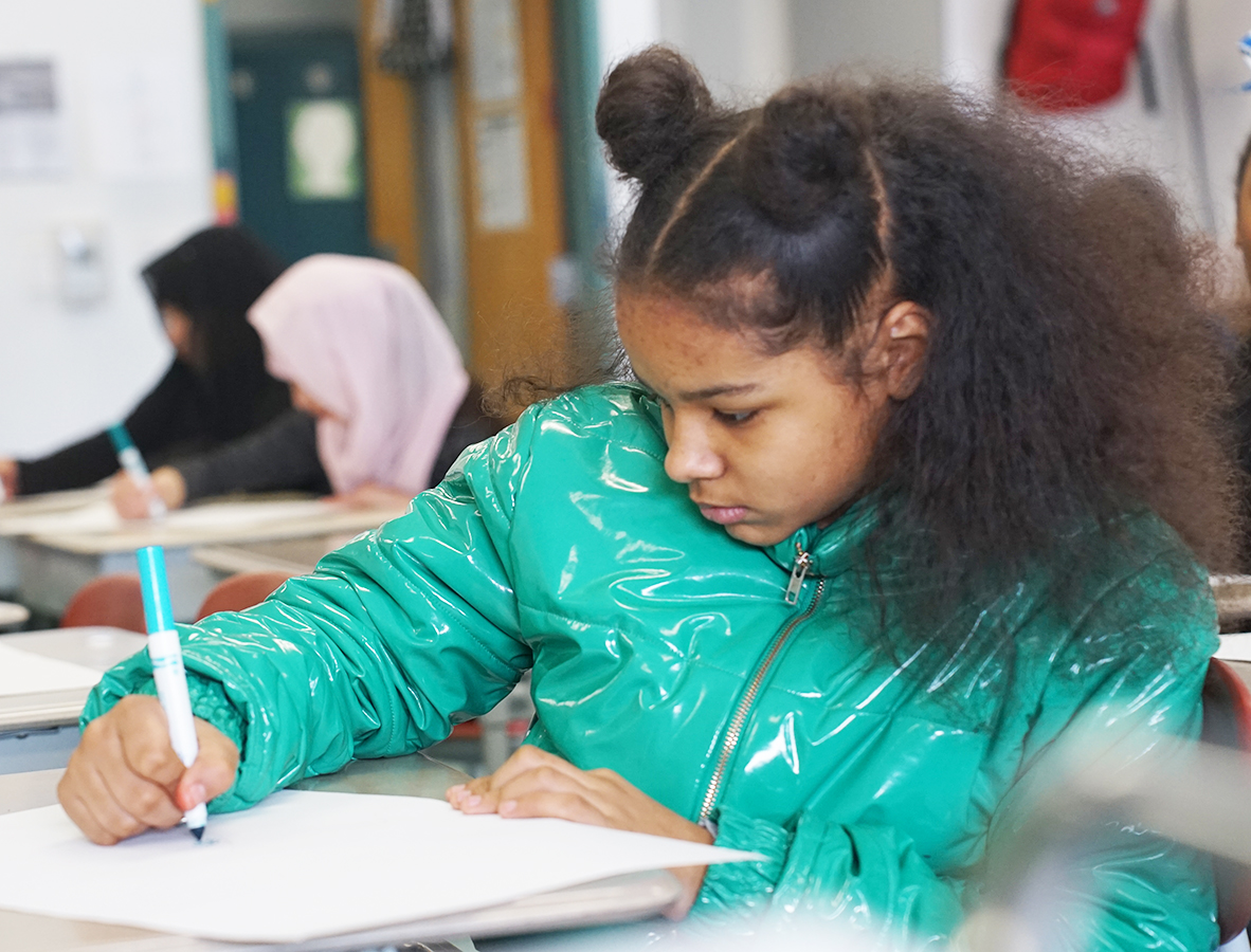 Special thanks to Atiya Jones, a local artist, who graciously spoke to Mrs. Folkmire's 5th grade ELA students about art and using art as an emotional outlet. Afterwards, Atiya led our students through an artistic exercise of their own. Thank you, Atiya, for this valuable lesson!