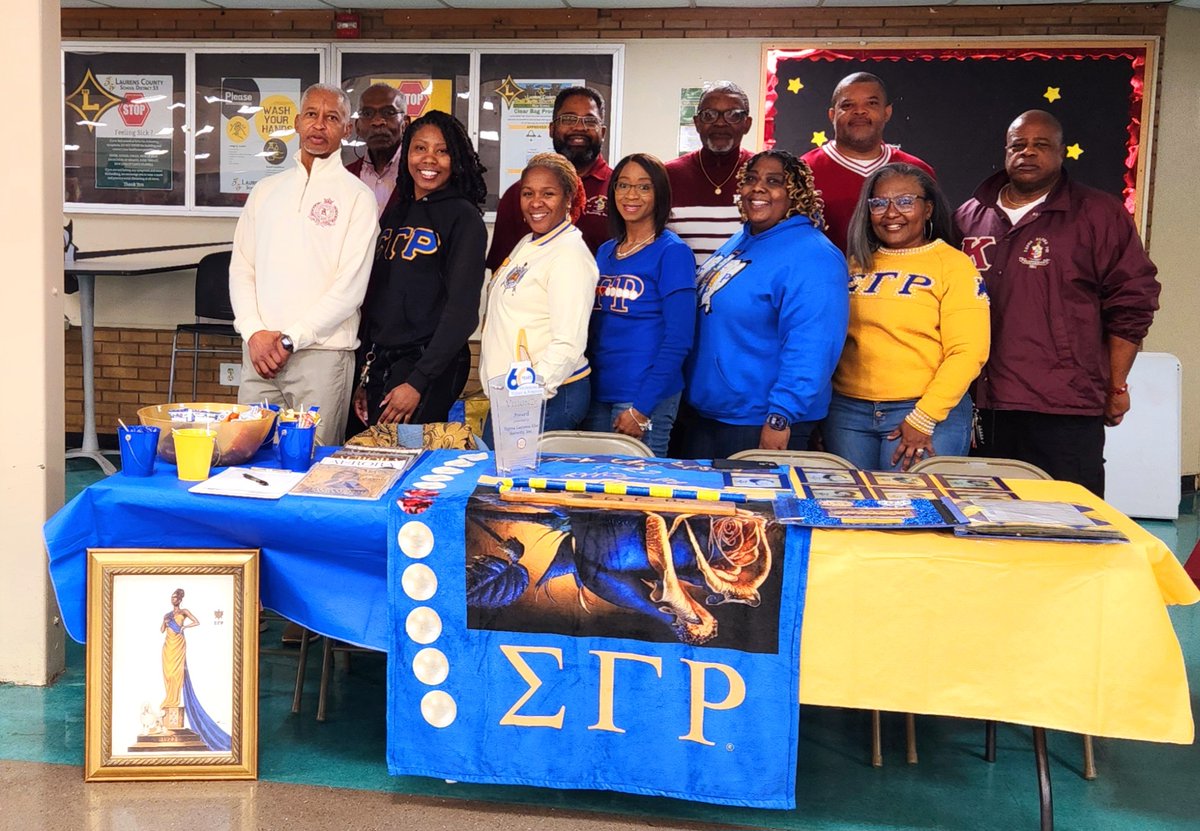UpstateSCGreek's tweet photo. Congrats to Kappas of Greenville (SC) who attended the LDHS 55 HBCU &amp; College Fair. This great event to support students with limited opportunities. Other D9 Members, provided resources &amp; guidance. This seeks to uplift &amp; empower the next generation through education &amp; mentorship. https://t.co/g3spUHQ302
