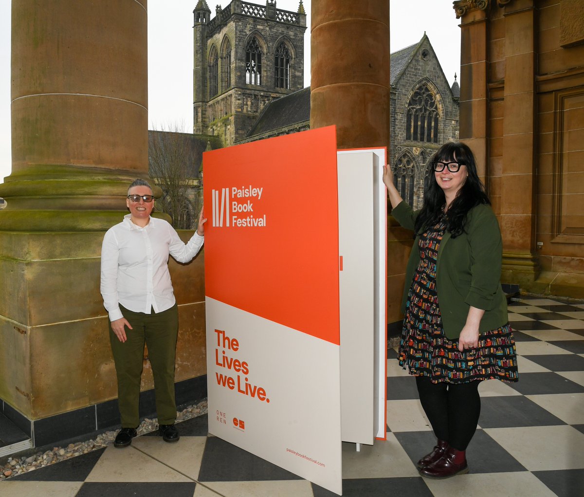 PaisleyBookFest (@bookpaisley) on Twitter photo Trainspotting author <a href="/IrvineWelsh/">Irvine Welsh</a> is to headline a stellar line-up for this year’s Paisley Book Festival 📖 Also Belle & Sebastian frontman Stuart Murdoch, short story writer <a href="/ChrisMcQueer_/">Chris McQueer</a> & celebrated restaurant owner <a href="/julielincooks/">Julie Lin</a> & more✨More info 👉 bit.ly/4gNRr5L Trainspotting author <a href="/IrvineWelsh/">Irvine Welsh</a> is to headline a stellar line-up for this year’s Paisley Book Festival 📖 Also Belle & Sebastian frontman Stuart Murdoch, short story writer <a href="/ChrisMcQueer_/">Chris McQueer</a> & celebrated restaurant owner <a href="/julielincooks/">Julie Lin</a> & more✨More info 👉 bit.ly/4gNRr5L