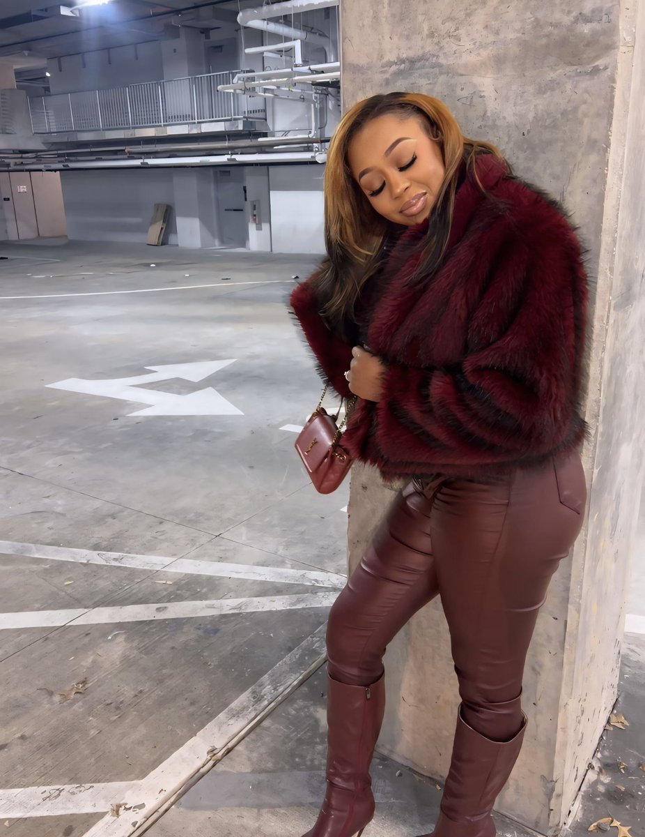 leece___'s tweet image. I felt super cute on Valentines Day. ❤️☺️