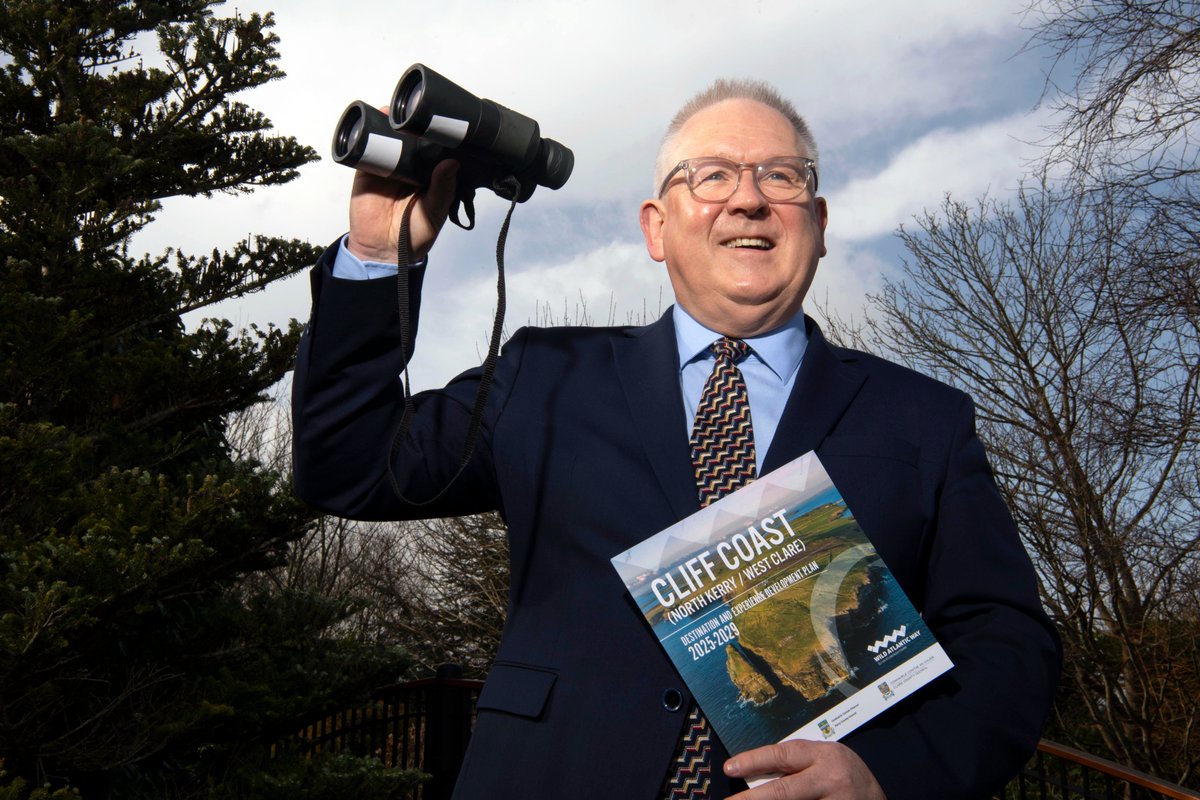 Failte_Ireland's tweet image. Fáilte Ireland has today launched a new five-year plan that will help drive and sustain tourism in North Kerry and West Clare (Cliff Coast) at @BGestatehotel, Tralee, Co. Kerry.

The Cliff Coast Destination and Experience Development Plan (DEDP) aims to create a sustainable…