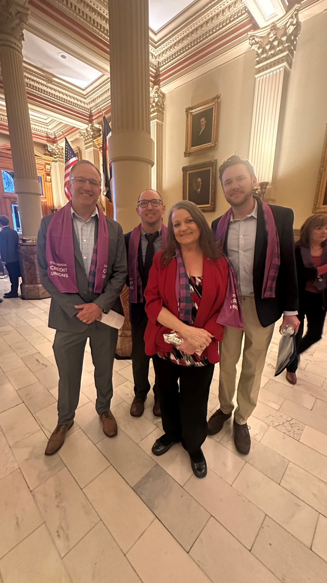 Thank you <a href="/Lieder4CO/">Sheila Lieder for HD28</a> for the time today. Credit union leaders enjoyed meeting with you to talk #creditunion #impact for the 2.8 million member owners in Colorado. #creditunion #DayattheCapitol