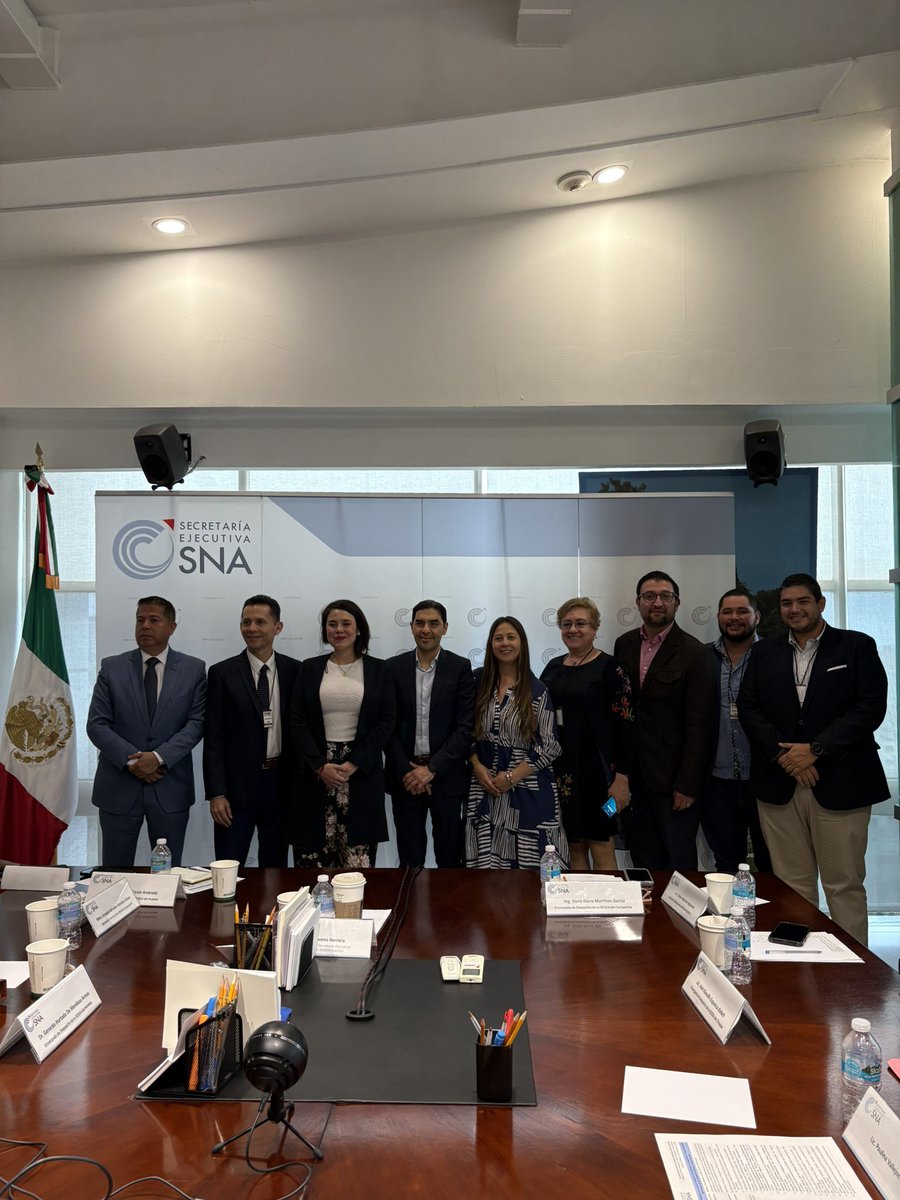 Por convocatoria del Mtro. Roberto Moreno, Secretario Técnico de la SESNA, el Secretario Técnico Interino, Ulises Ramírez Bejarano asistió a una reunión de trabajo en las instalaciones de la SESNA. #CulturaAnticorruptiva