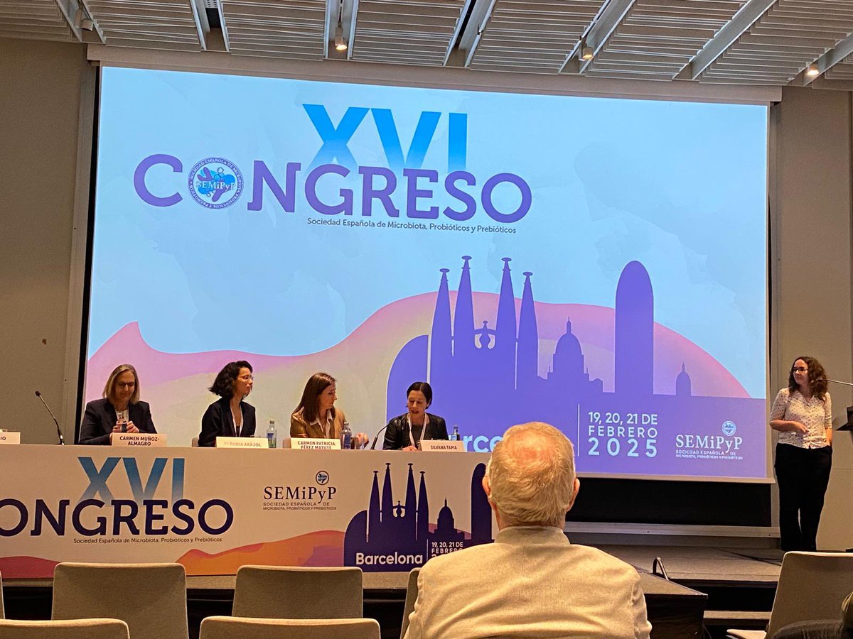 Esta tarde en el XVI Congreso <a href="/SEMiPYP/">SEMiPYP</a>, ￼mesa redonda de <a href="/GEMBIOTA_SEIMC/">@GEMBIOTA_SEIMC</a> con tres fantásticas ponentes.