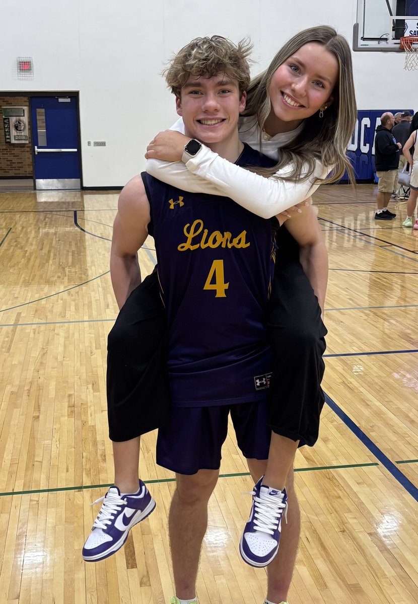 Post
Another season came to an end earlier this week. <a href="/auna_koob/">Auna Koob</a> stepped out of her comfort zone 3 years ago to help manage the team and found her groove.  <a href="/LoganKoob62/">Logan Koob</a> was resilient and never stopped believing in himself. Proud of these 2 for supporting one another throughout.
