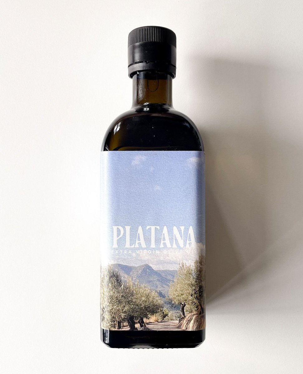 KentStCellars's tweet image. Elevate your dishes with the smooth, pure taste of Platana Extra Virgin Olive Oil. 🌿 Perfect for salads, veggies, or just dipping with bread. Taste the Mediterranean in every drop. #PlatanaOliveOil #MediterraneanFlavours #OliveOilLovers #KentStreetCellars
l8r.it/aOIT