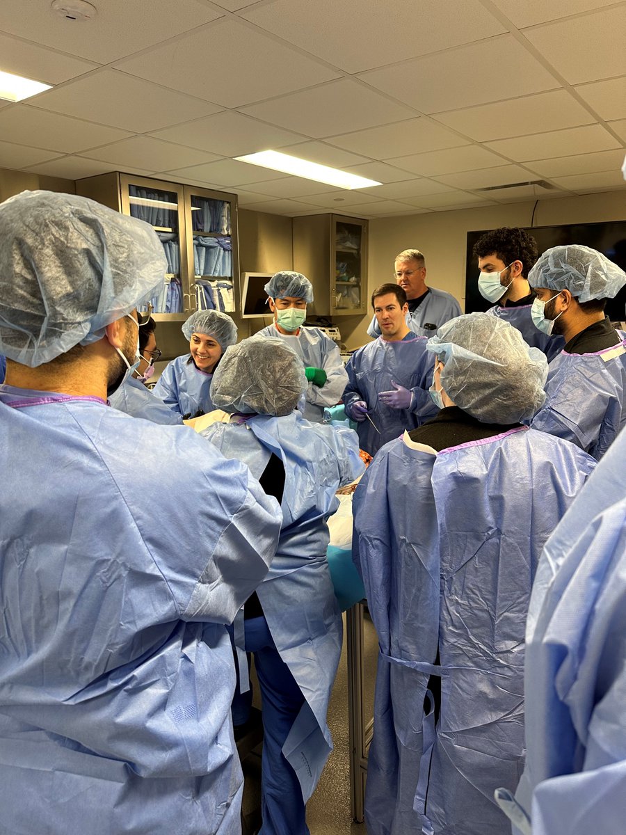 MUneurosurgery's tweet image. Dr. Daniel Hafez visited MU and led our residents through spine dissection and shared his expertise.
Thanks to Globus for supporting the event!
#neurosurgery #meded