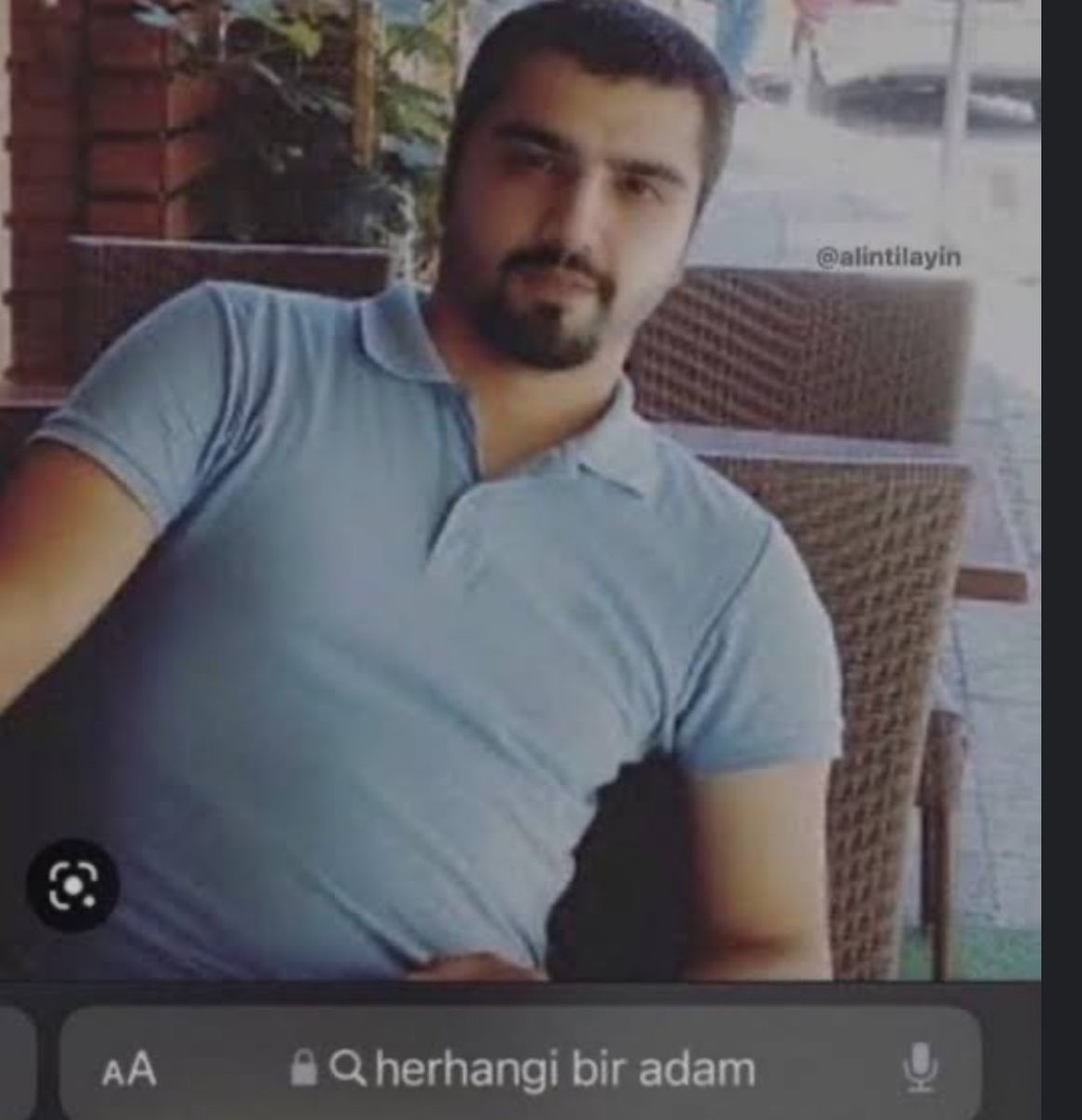 cuesta sahada şöyle takılıyor