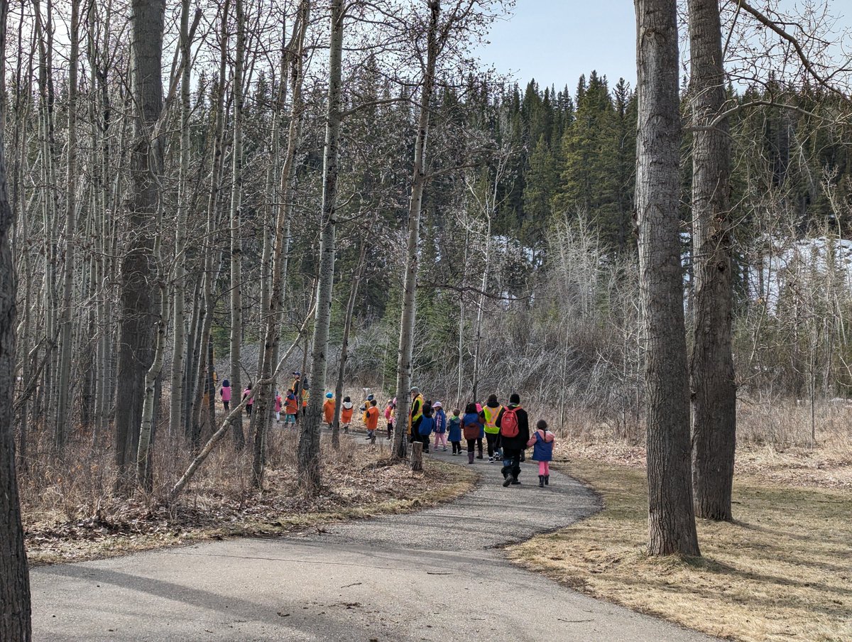 In 2024 we reached 3,000 students from low-income schools as part of our Learning Naturally Program!
If you are interested in learning more, visit: friendsoffishcreek.org/learning-natur…