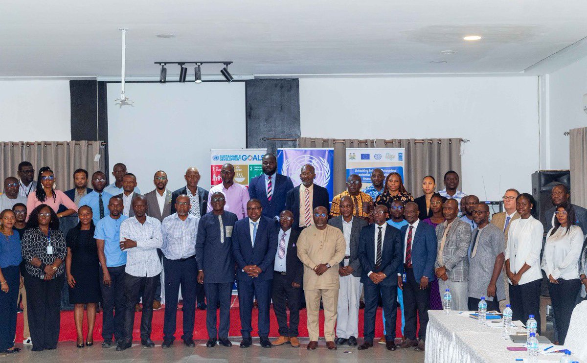 FredAmpiah's tweet photo. "Extending financial services to 🇸🇱’s informal economy is crucial for sustainable economic growth."
I joined the Governor of the Bank of Sierra Leone , MTI & key partners at #BlendedFinance Match-Making event linking innovative ways 2 connect informal businesses w/ funding opportunities. #UnlockAccess to 💸 @UNDPAfrica @UNDPSierraLeone @ahunnaeziakonwa .