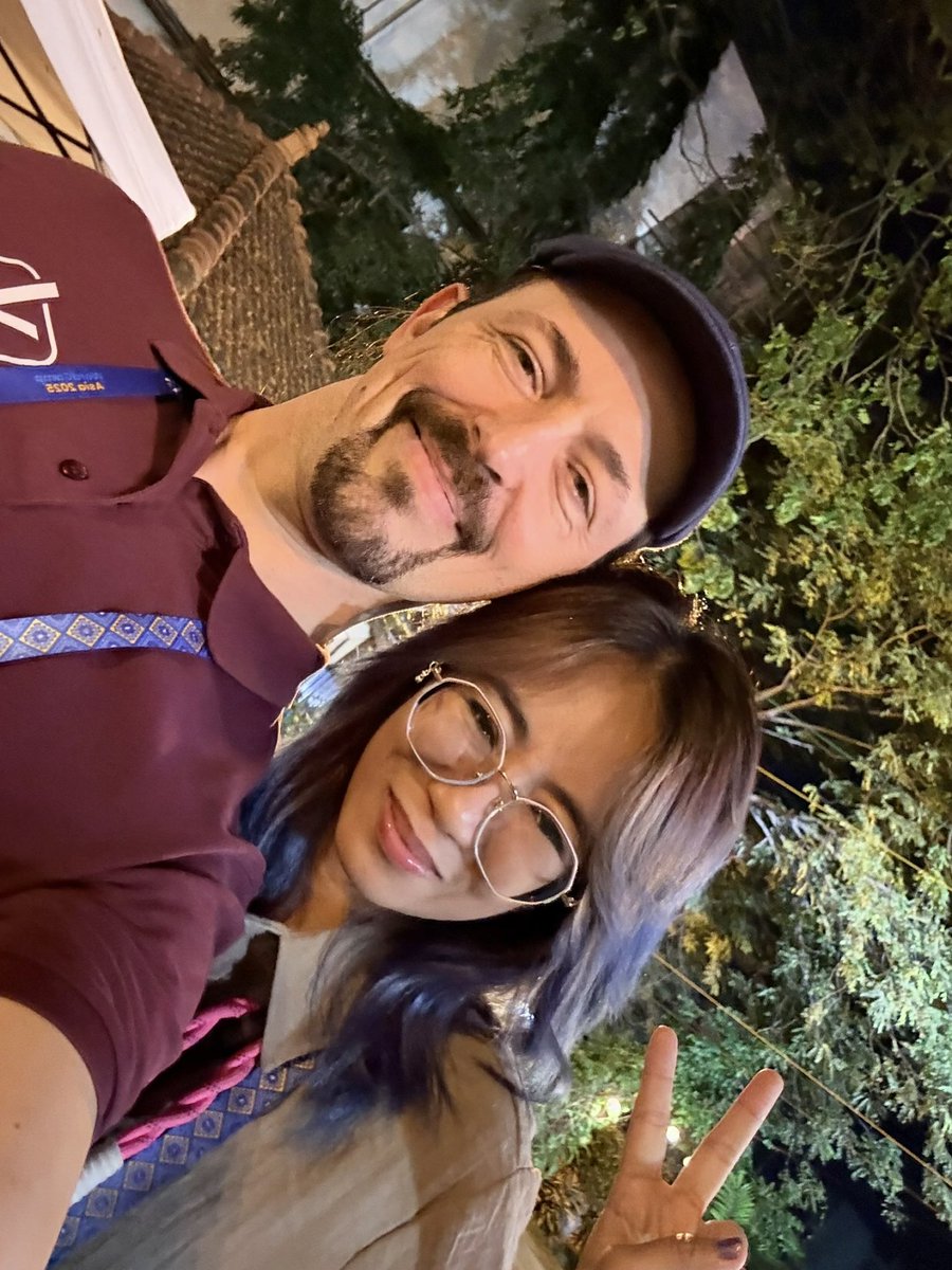 And then even more familiar faces! The #WordPress community really is the best—feels like one big family reunion. #WPBesties #WCAsia