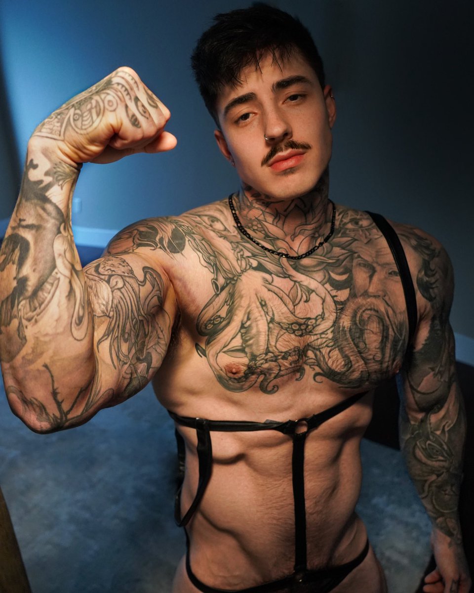 jakipz's tweet photo. We would have fun 😉…
My ADULT gallery 🔞👉 https://t.co/aIrzpyTIoG https://t.co/ZLU4Z6wvwf