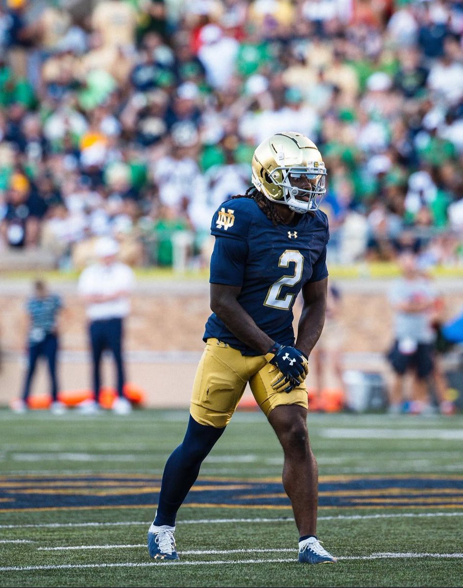 LoyaltyPerform's tweet image. @NDFootball WR/KR @j_harrison5 preparing for his upcoming pro day and the NFL draft!